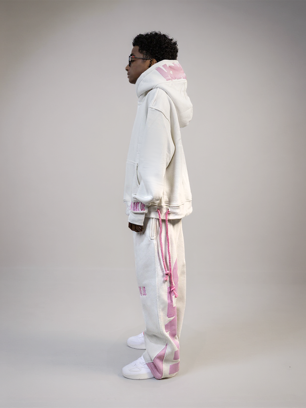 Maskout Hoodie White 14